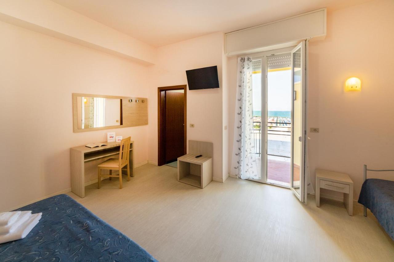 Hotel Royal Cattolica Kültér fotó