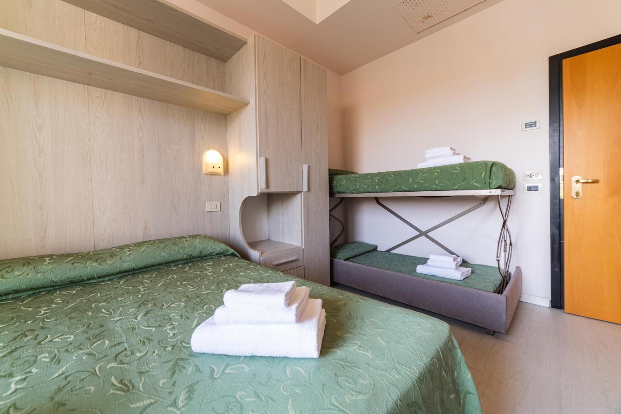 Hotel Royal Cattolica Kültér fotó