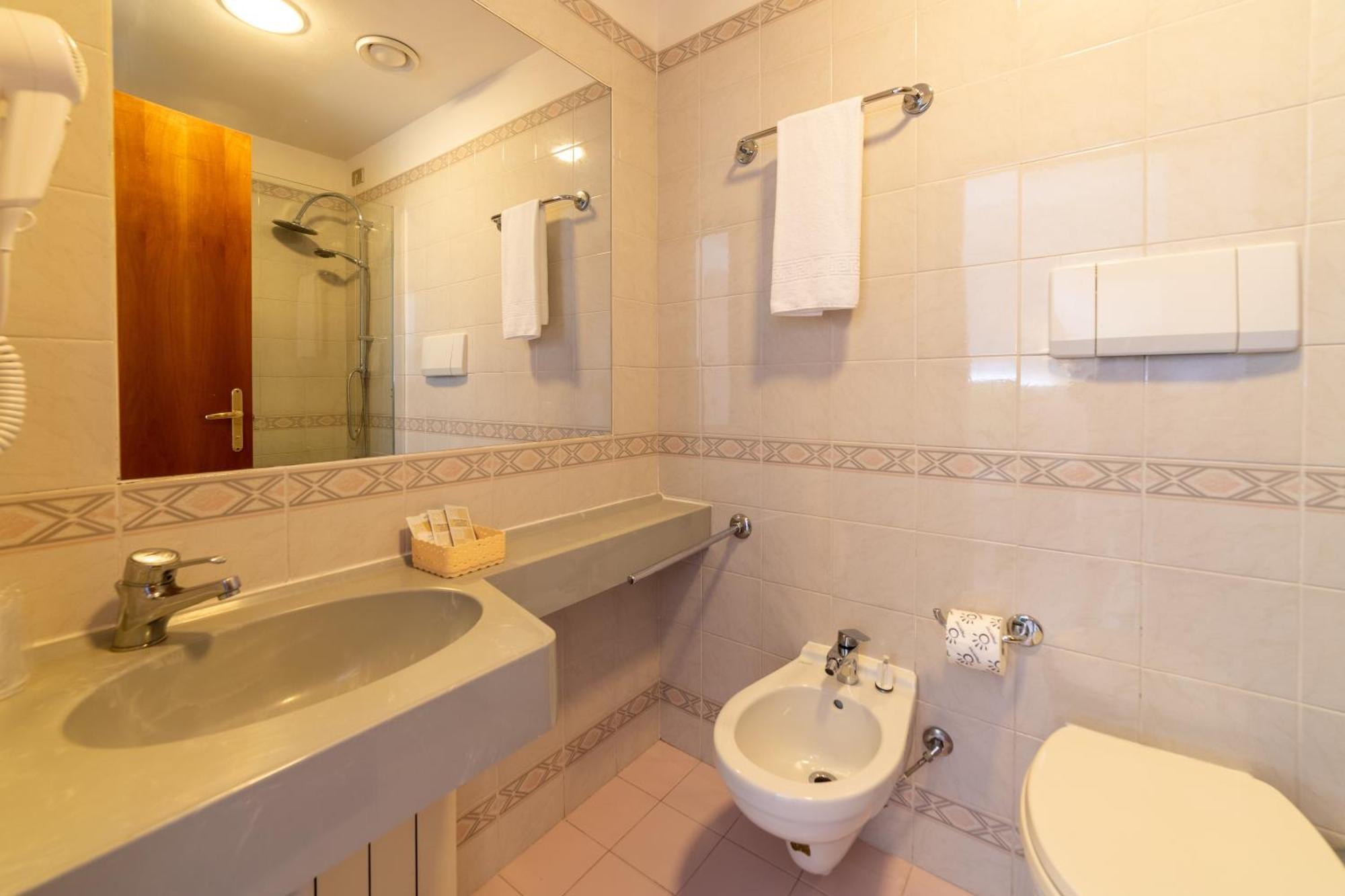 Hotel Royal Cattolica Kültér fotó