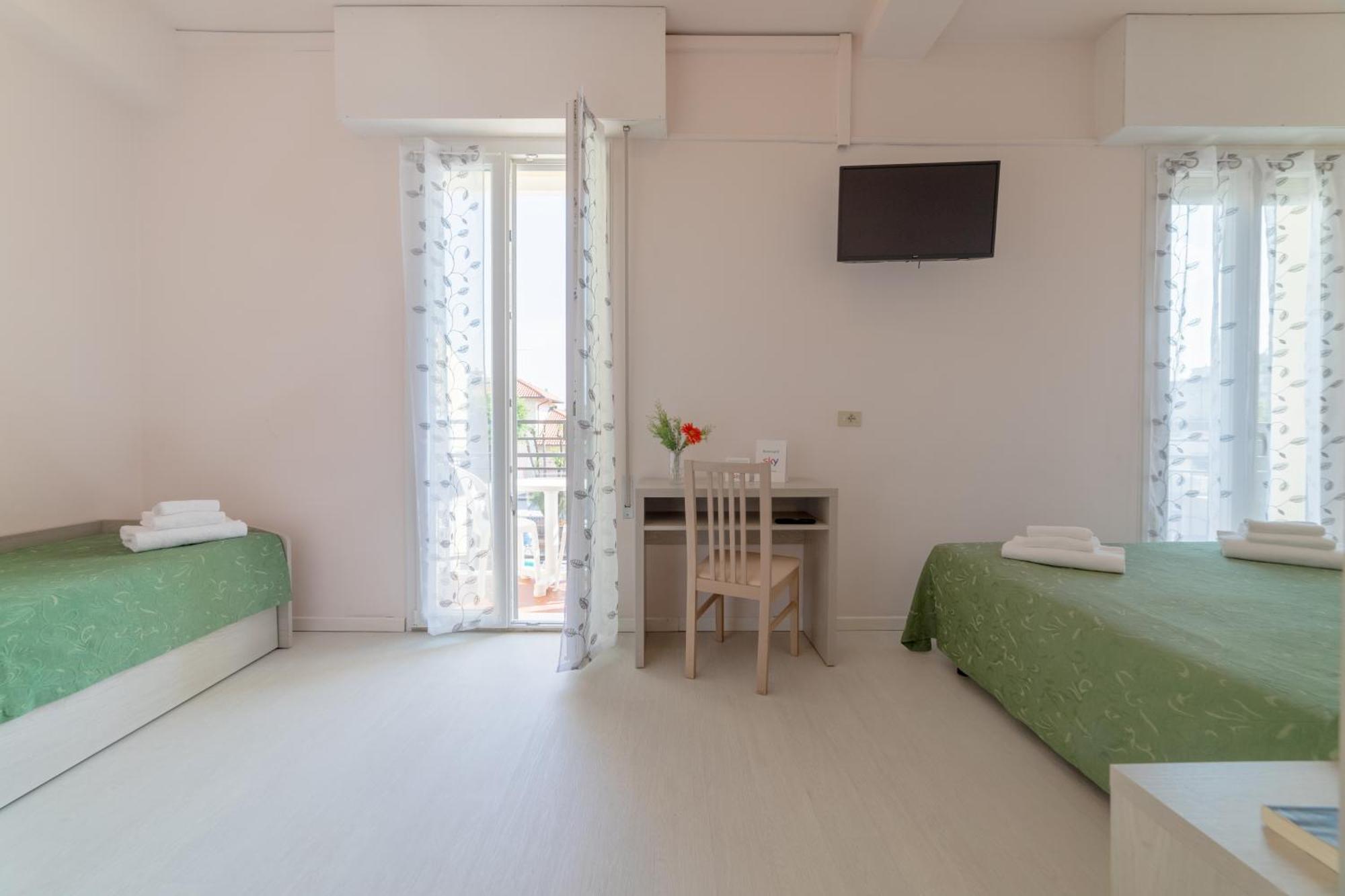 Hotel Royal Cattolica Kültér fotó