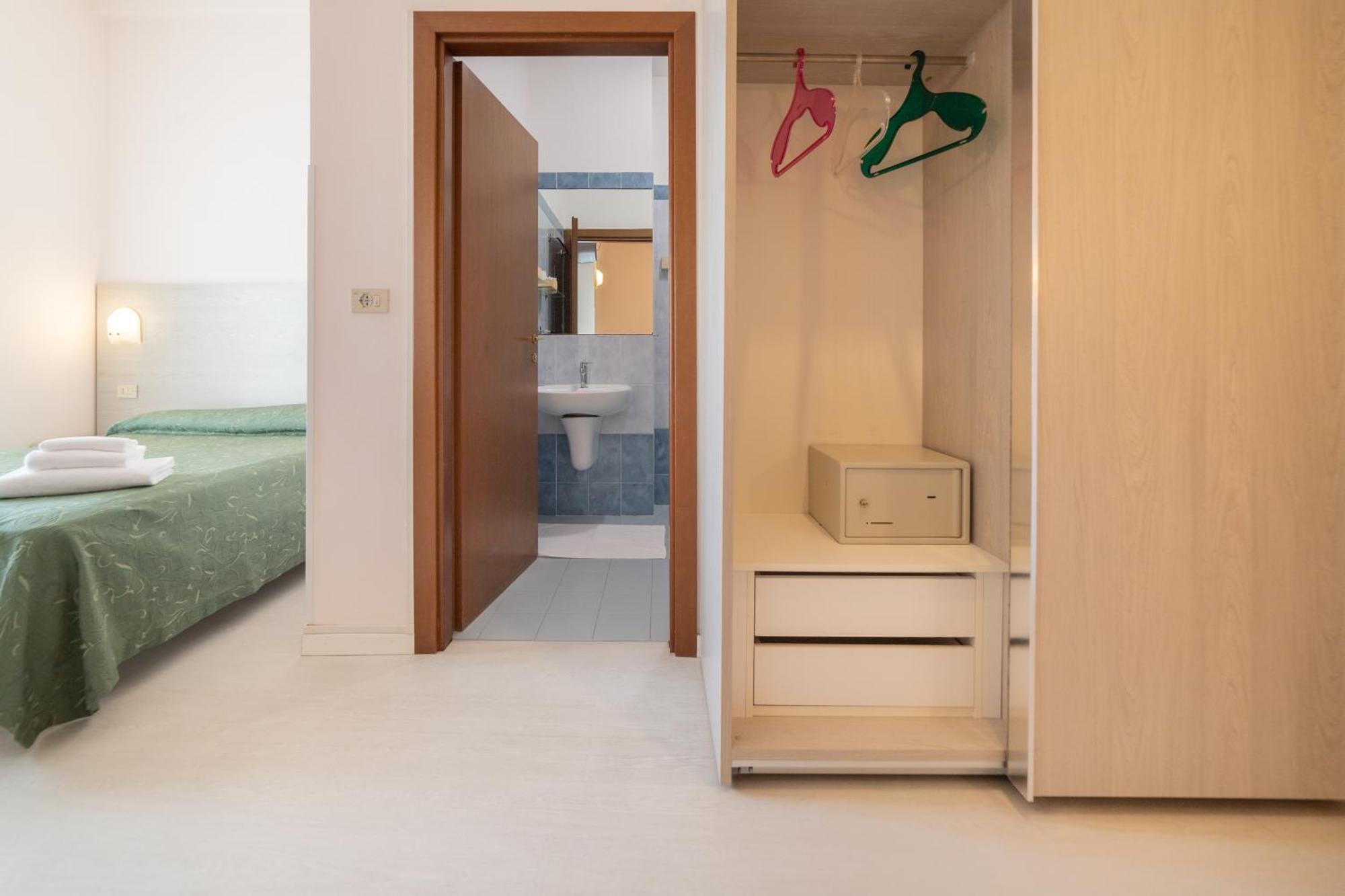 Hotel Royal Cattolica Kültér fotó