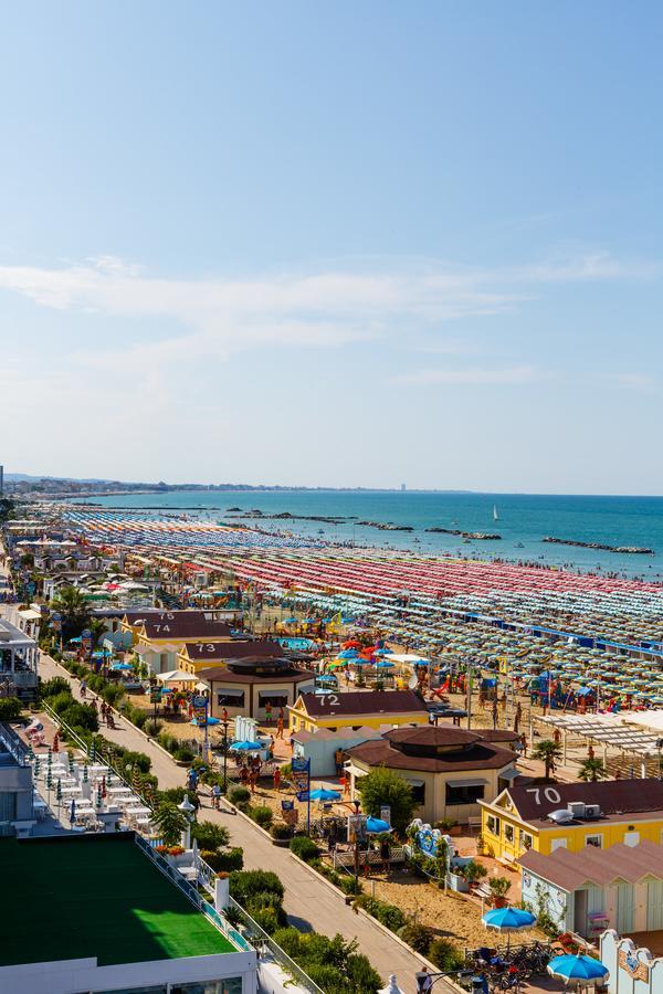 Hotel Royal Cattolica Kültér fotó