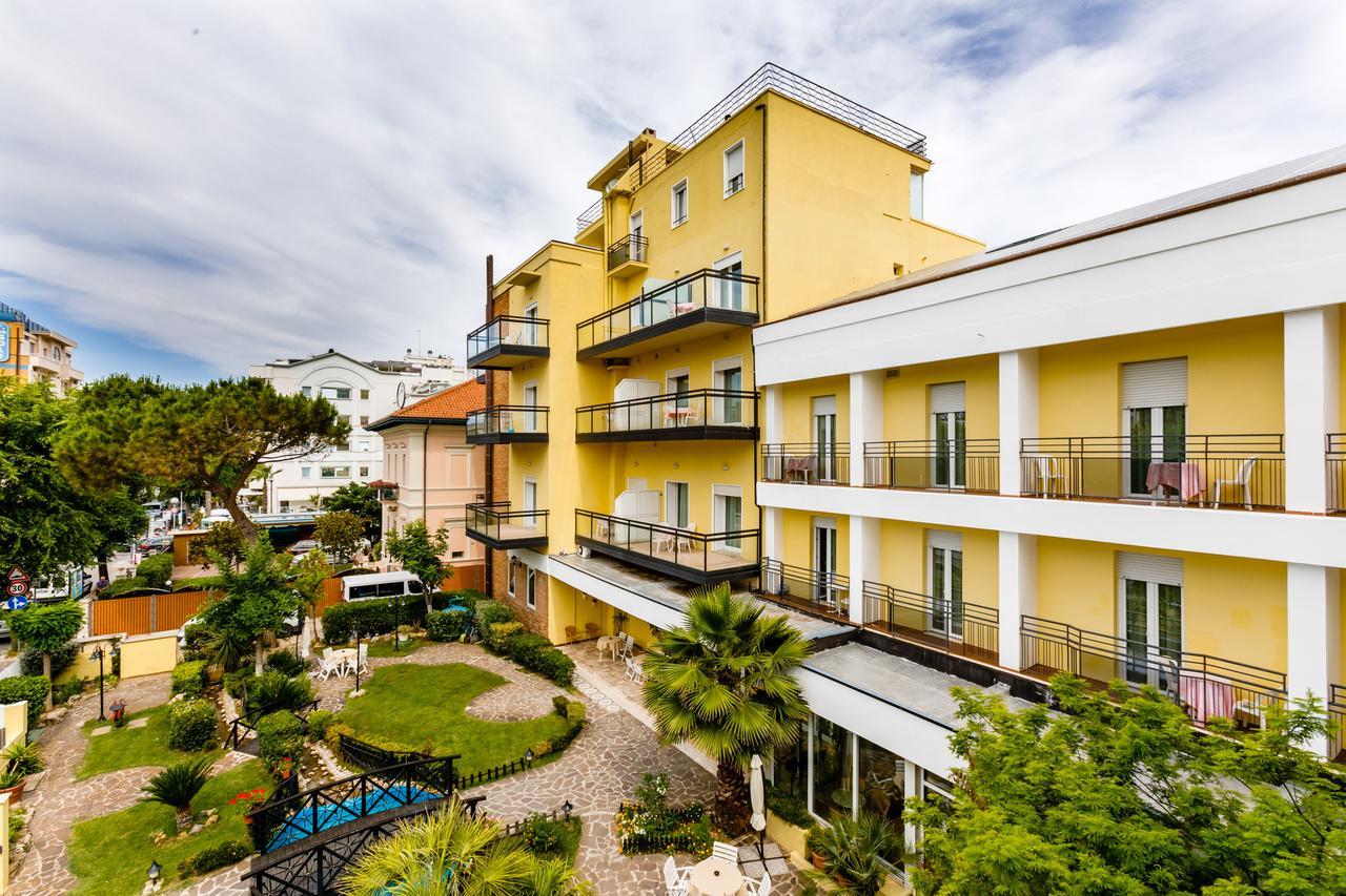 Hotel Royal Cattolica Kültér fotó